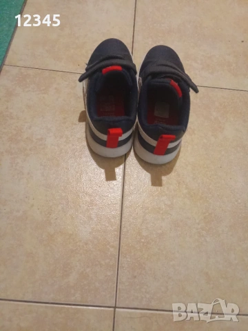 Продавам много запазени детски маратонки Puma, снимка 3 - Детски маратонки - 54233620
