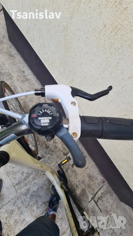 Градски Аломиниев велоспед 28"цола , снимка 8 - Велосипеди - 53899441