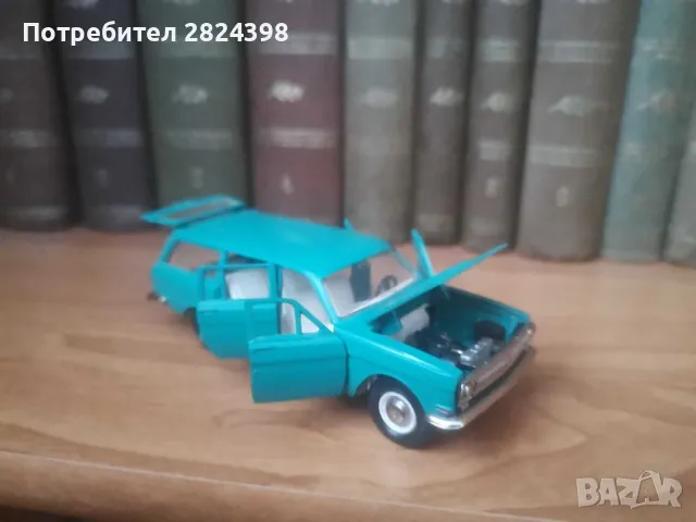 СССР модели мащаб 1:43, снимка 7 - Антикварни и старинни предмети - 48946227