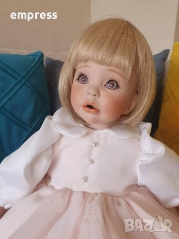 Порцеланова кукла Celia , снимка 4 - Колекции - 51674068