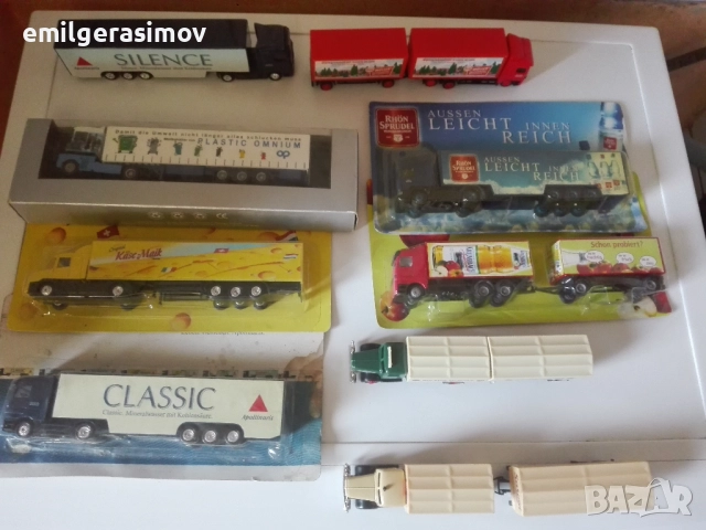 Лот рекламни камиончета. .