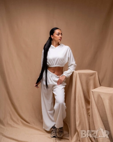 дамски комплект , снимка 2 - Комплекти - 51551038