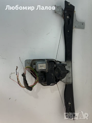Предно ляво моторче стъклоповдигач механизъм Peugeot 508 (10-18)г. 9688808180