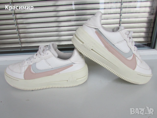 Дамски маратонки Nike Air Force 1 PLT.AF.ORM  , снимка 5 - Маратонки - 54020914