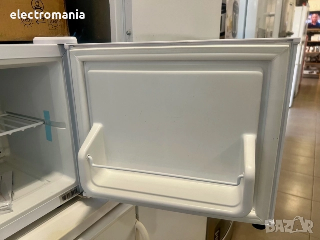 минибар Russell Hobbs RHCLRF17, снимка 5 - Хладилници - 52933159