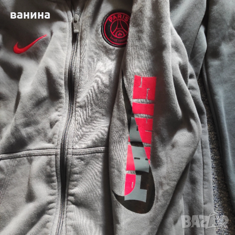 Оригинален спортен екип на nike 137 147, снимка 4 - Детски анцузи и суичери - 52503409