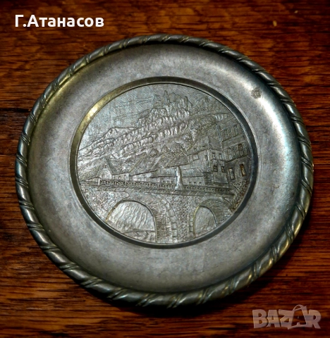 Старинна немска калаена чиниика с детаилен релеф , снимка 3 - Антикварни и старинни предмети - 52665583