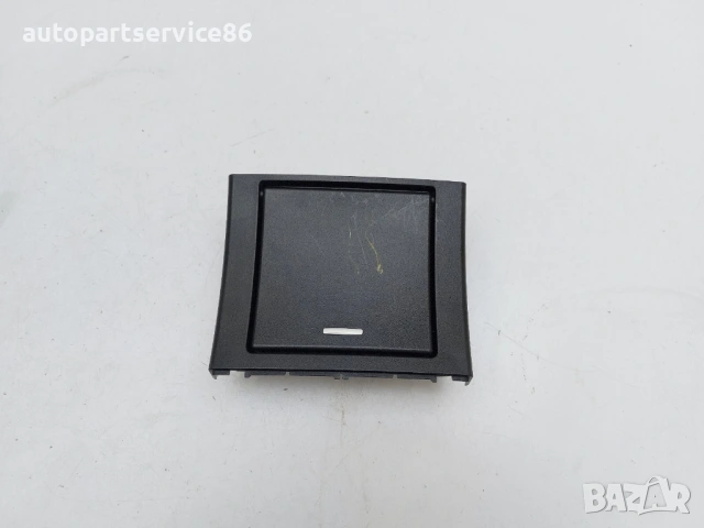 Пепелник за задната част за Mercedes W212 2.2 CDI дясно управление (2012) A2126803850