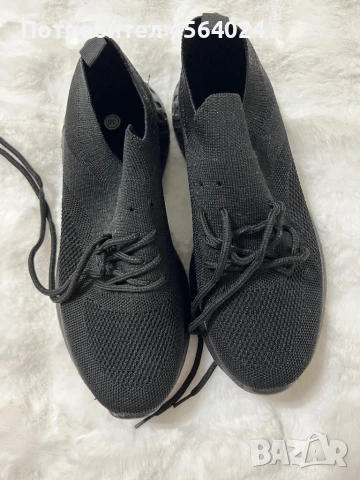 Дамски черни маратонки, снимка 7 - Маратонки - 51372317