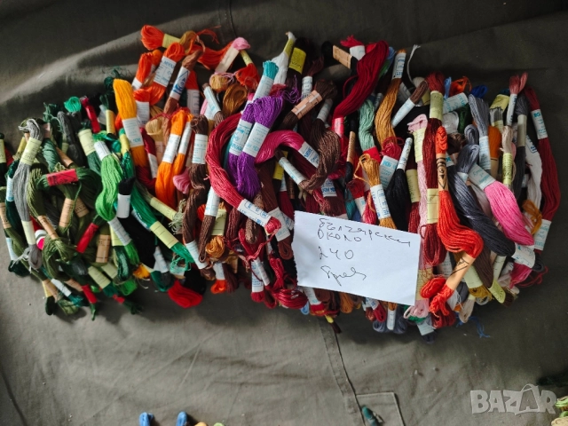 Продавам стари конци за гоблени, снимка 7 - Други - 51775999