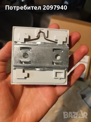 Термостат Rittal SK3110000, снимка 4 - Ключове, контакти, щепсели - 50973224