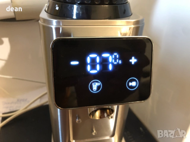 Електрическа мелачка за кафе, снимка 11 - Кафемашини - 54183602