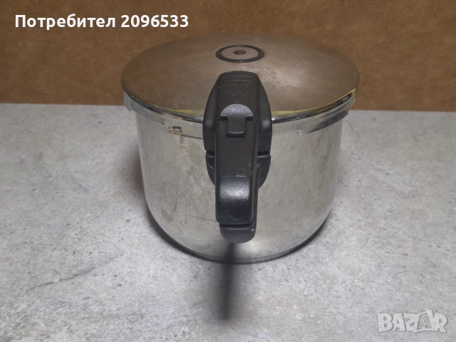 Немска тенджера - под налягане, снимка 2 - Съдове за готвене - 52426861