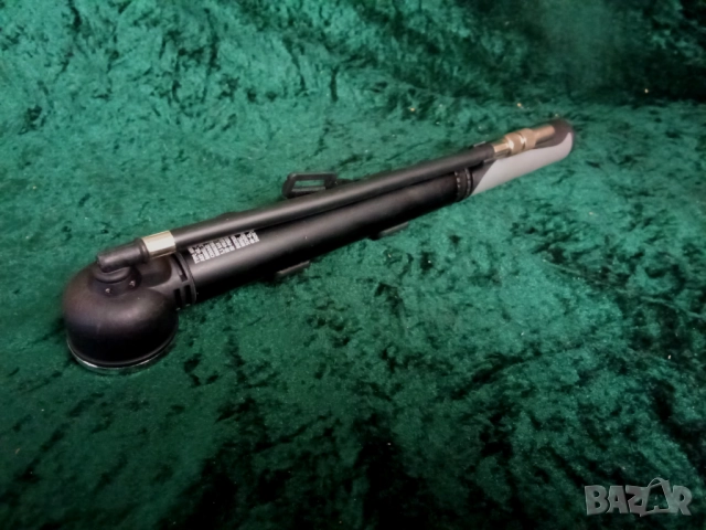 Мини помпа за велосипед Bikemate , включително скоба, снимка 3 - Части за велосипеди - 51943568