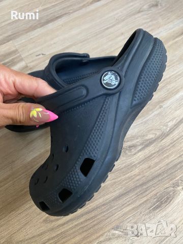 Оригинални черни юношески чехли Crocs ! 30-31 н