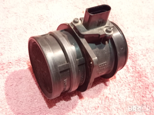 Дебитомер HITACHI за AUDI A4 A6 VW Golf 6 Seat Skoda - 2.0TFSI и 2.0GTI, снимка 2 - Части - 51701933