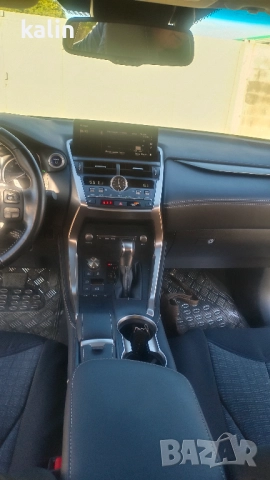 LEXUS NX300h, снимка 9 - Автомобили и джипове - 52118836