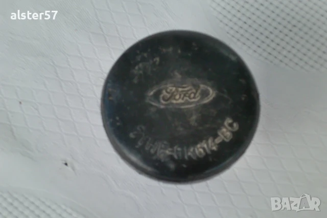 Капачка за масло от Ford Sierra  71HF-6K614-BC.