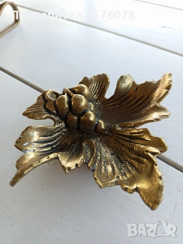 масивни ,бронзови стари кандило и пепелник, снимка 6 - Колекции - 54211963