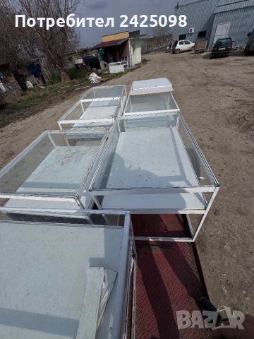 Витрина за магазин, снимка 7 - Стелажи и щандове - 54103854