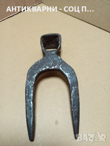 Соц Стар Ръчно Кован Инструмент За Копане Тегло 0.900кг., снимка 5 - Антикварни и старинни предмети - 50489357