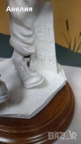 Capodimonte Italy фигура , снимка 4 - Декорация за дома - 50906904