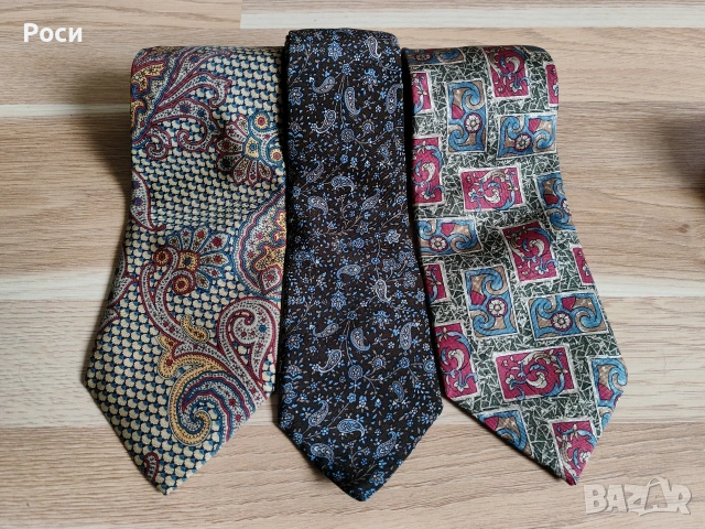 Италиански копринени вратовръзки с орнаменти 1, снимка 3 - Други - 53844878
