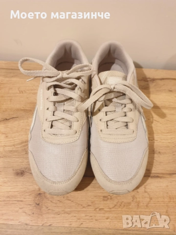 Дамски маратонки Reebok, снимка 2 - Маратонки - 52186349