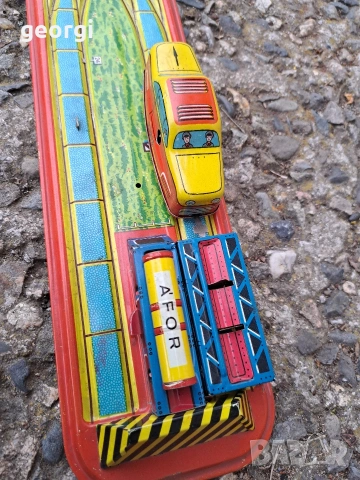 стара унгарска ламаринена играчка влакче, снимка 4 - Колекции - 53996283