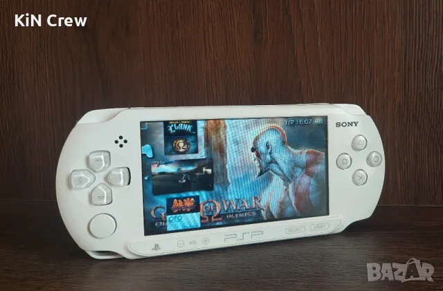 PSP - E1004 Street handheld Хакната конзола Play station portable, снимка 1