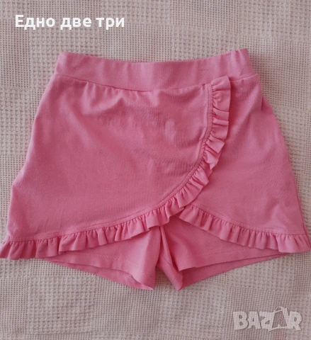 Пола-панталон с къдрички 122 см 7г Българско производство , снимка 2 - Детски къси панталони - 50444081