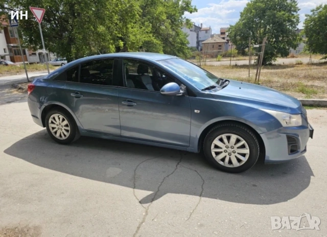 Chevrolet Cruze, снимка 4 - Автомобили и джипове - 53344879