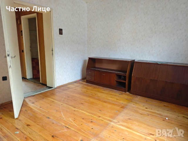 Къща в гр.Аксаково с РЗП 210 кв.м., снимка 9 - Къщи - 53922681