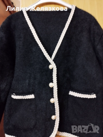 Жилетка,мека ,удобна, универсален размер 