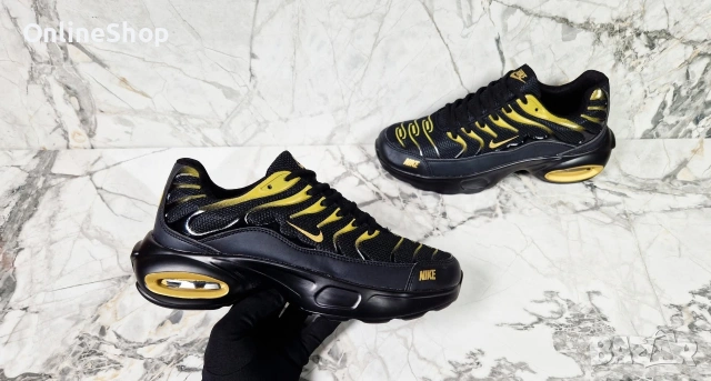 Мъжки маратонки - Nike Air Max Plus Drift, снимка 14 - Маратонки - 53571262