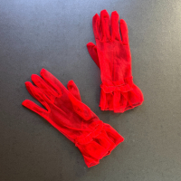 Елегантни къси тюлени ръкавици в червено - код 8644, снимка 7 - Ръкавици - 44290964