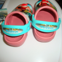 Crocs-кроксове за малка принцеса, снимка 3 - Детски джапанки - 45023229