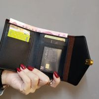 Кафяв,сив,черен или червен дамски портфейл , снимка 4 - Портфейли, портмонета - 45543975