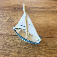 НОВА колекционерска фигурка / фигура  макет на рибарска лодка от резин, снимка 5 - Колекции - 45005094