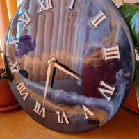 Стенен часовник от епоксидна смола , снимка 1 - Стенни часовници - 44973874