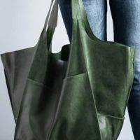 Качествена голяма зелена чанта отекокожа, снимка 1 - Чанти - 45489817