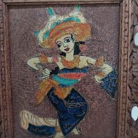 Уникална картина на танцуваща индийка в прекрасна дърворезбована рамка
, снимка 5 - Антикварни и старинни предмети - 45698727