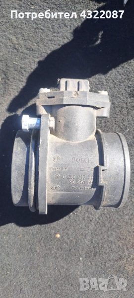 Дебитомер  Bosch 0 280 217 008 Opel Astra F /Frontera A 1.8  / 2.0 / 2.2, снимка 1