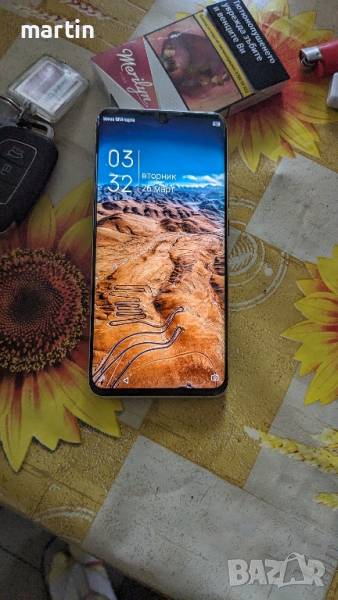 ZTE Axon 11, снимка 1