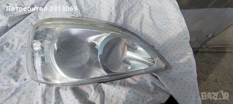 Продавам оригинално дясно стъкло за фар за Мерцедес W 163 ML 2002г , снимка 1