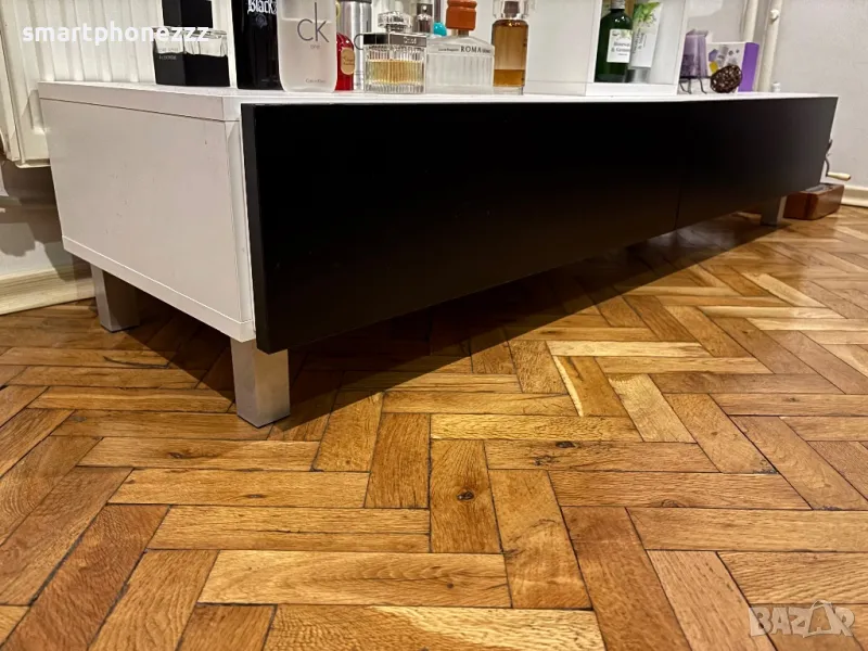 ТВ шкаф, снимка 1