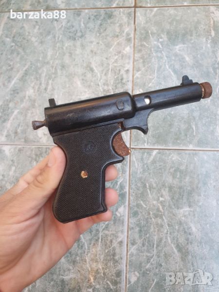 Стар малък въздушен пистолет, снимка 1