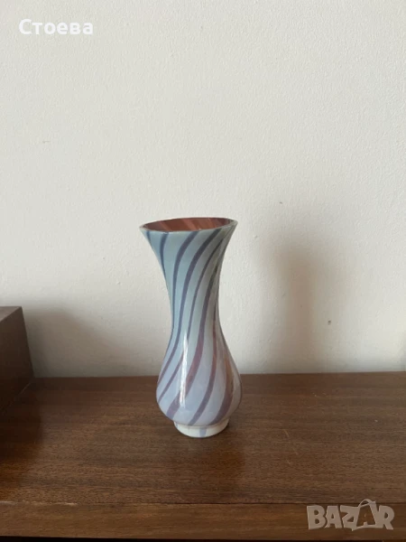 ретро малка елегантна стъклена вазичка, снимка 1