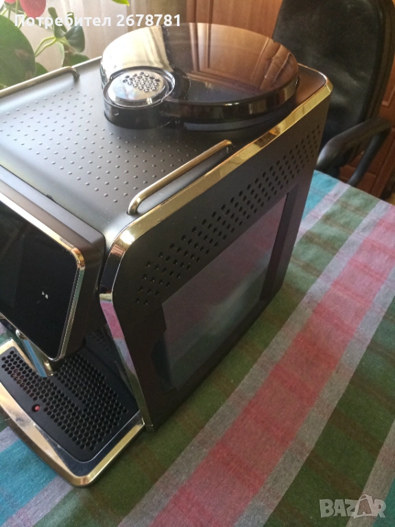 Saeco машина за кафе в гаранция, използвана, снимка 1