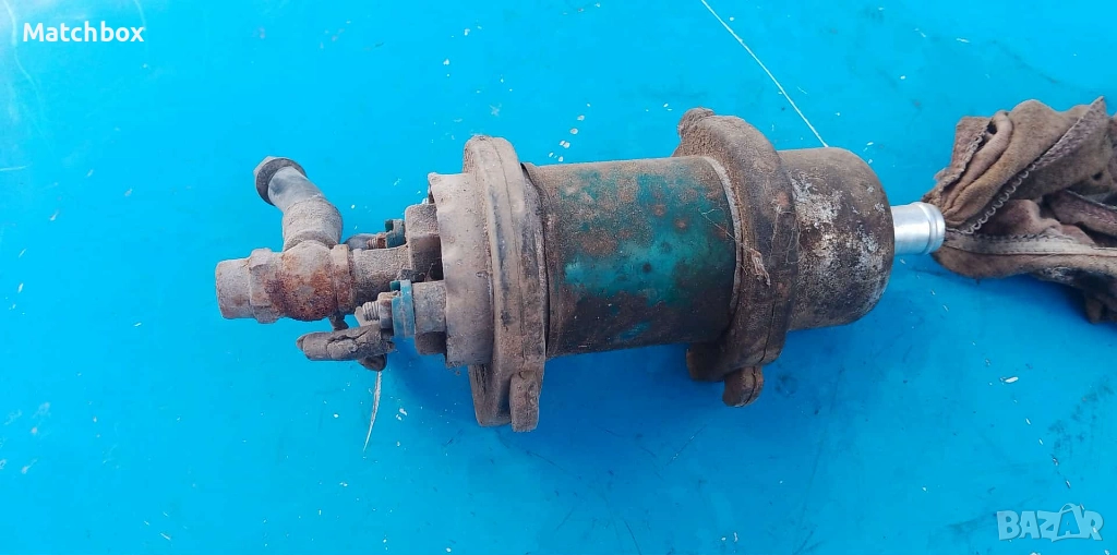 Бензинова помпа за Мерцедес 124 200Е, снимка 1